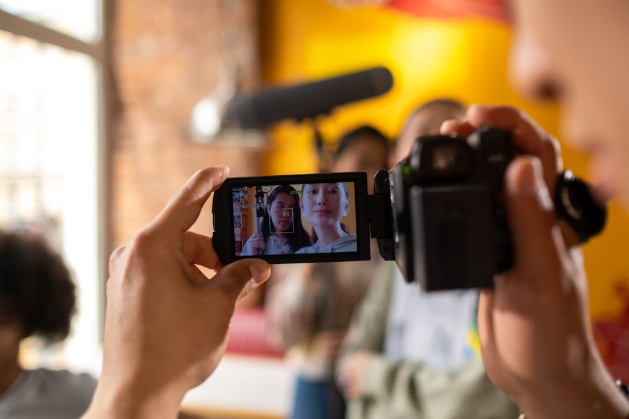How to Create Scroll-Stopping Short-Form Videos